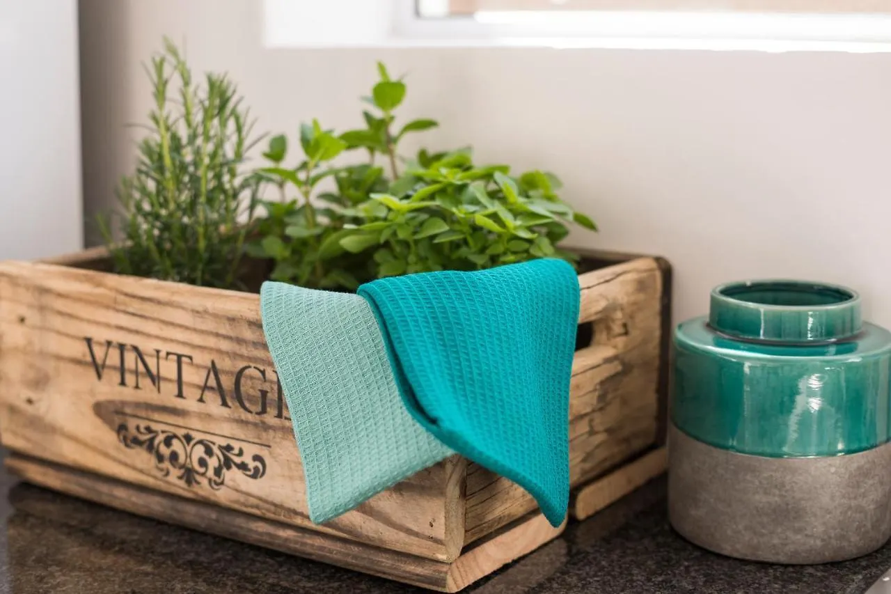 Sunset Beach Living Guesthouse Cape Town